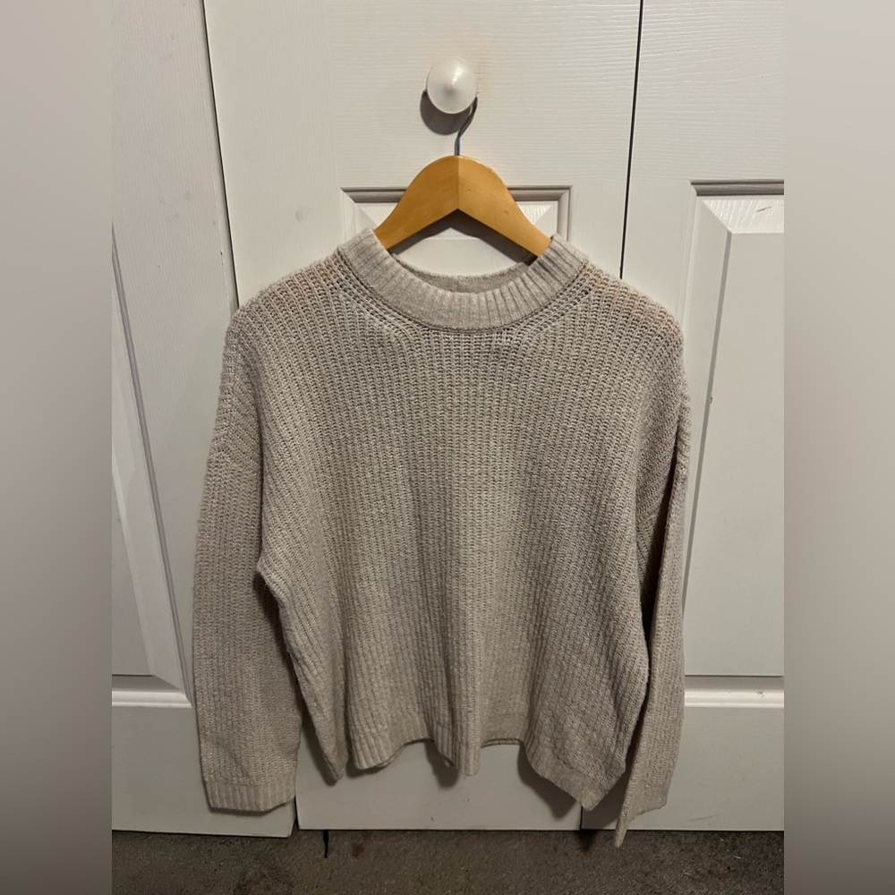 AMERICAN EAGLE OUTFITTERS TAN KNIT SWEATER